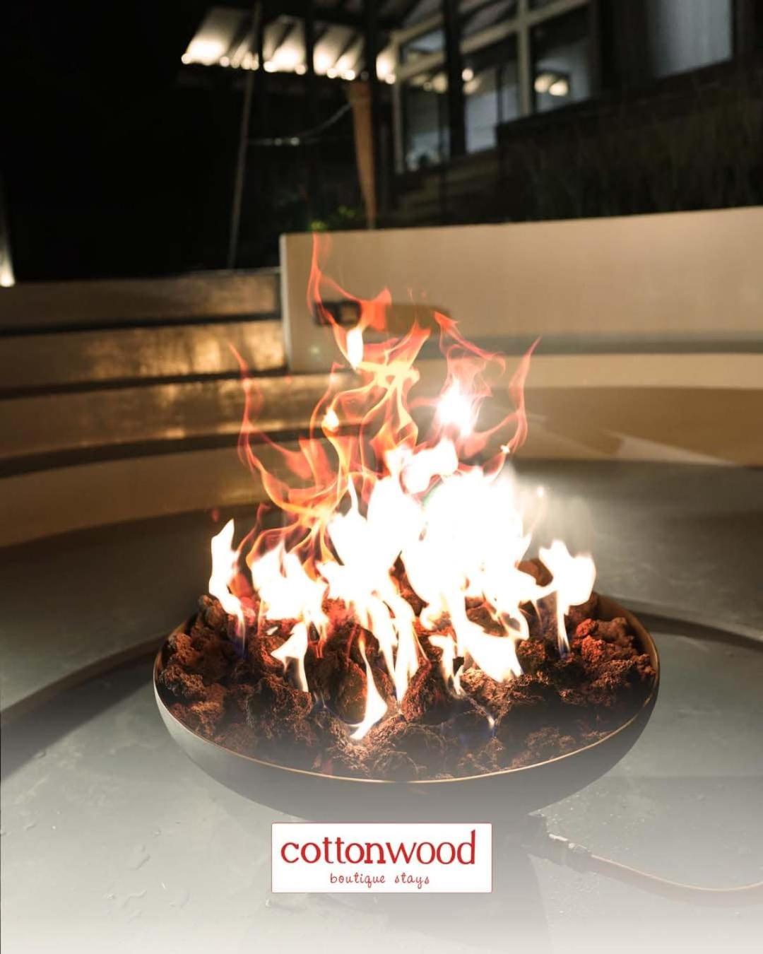 Cottonwood Yaputa Heated-Onsen Netflix Api-Unggun Karaoke Ps4 Villa Sampal Eksteriør bilde